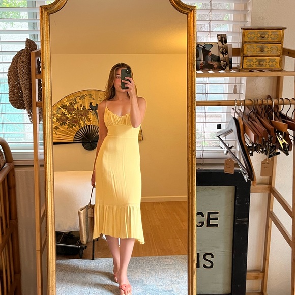 Reformation Yellow Sundress - Picture 3 of 3